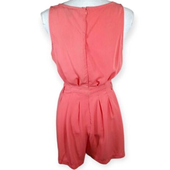 FOREVER 21 CORAL ROMPER SZ.M EUC. - Picture 2 of 4
